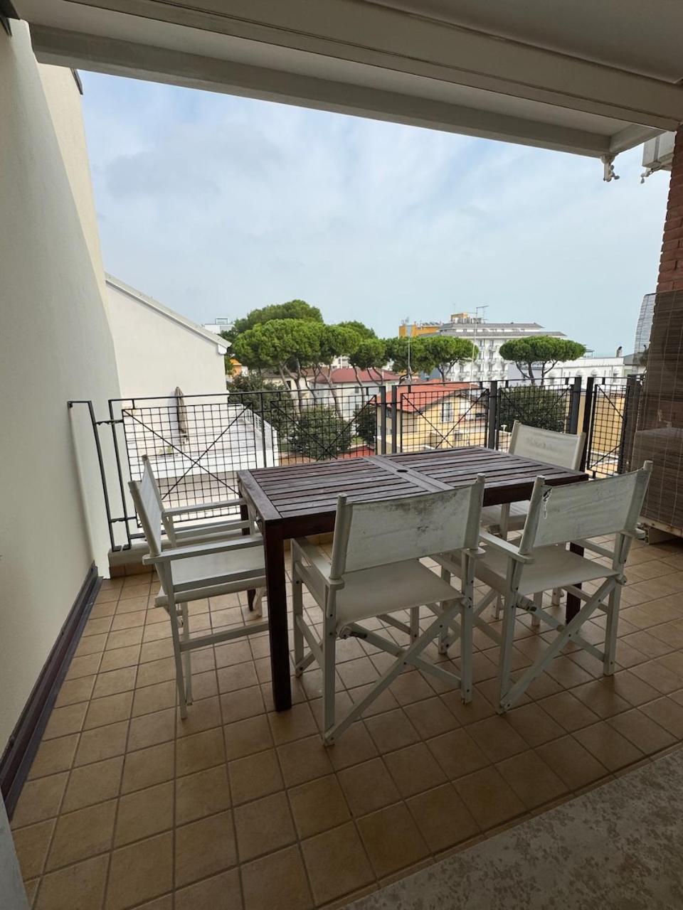 Marconi Deluxe Apartman Lido di Jesolo Kültér fotó