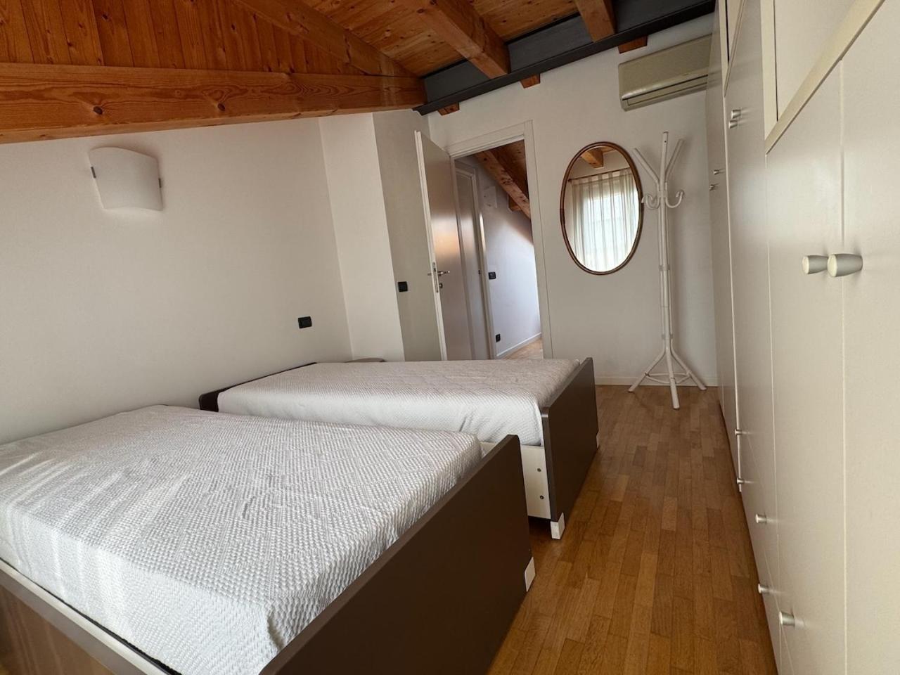 Marconi Deluxe Apartman Lido di Jesolo Kültér fotó